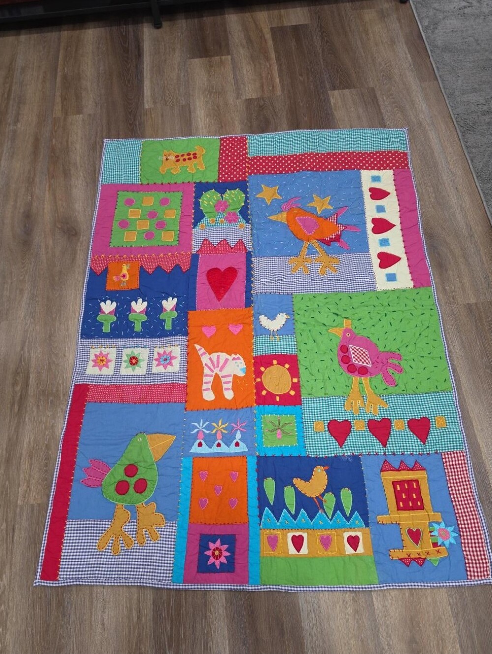 Abracadabra Bloomingdale's Cotton Applique Crib Baby Quilt Folk Art Birds